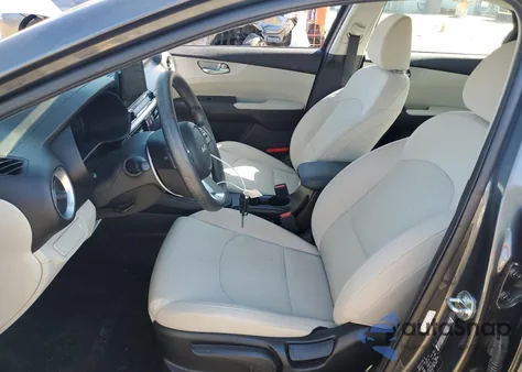 2023 Kia Forte Lx z USA, uszkodzony, nr VIN 3KPF24AD4PE678832